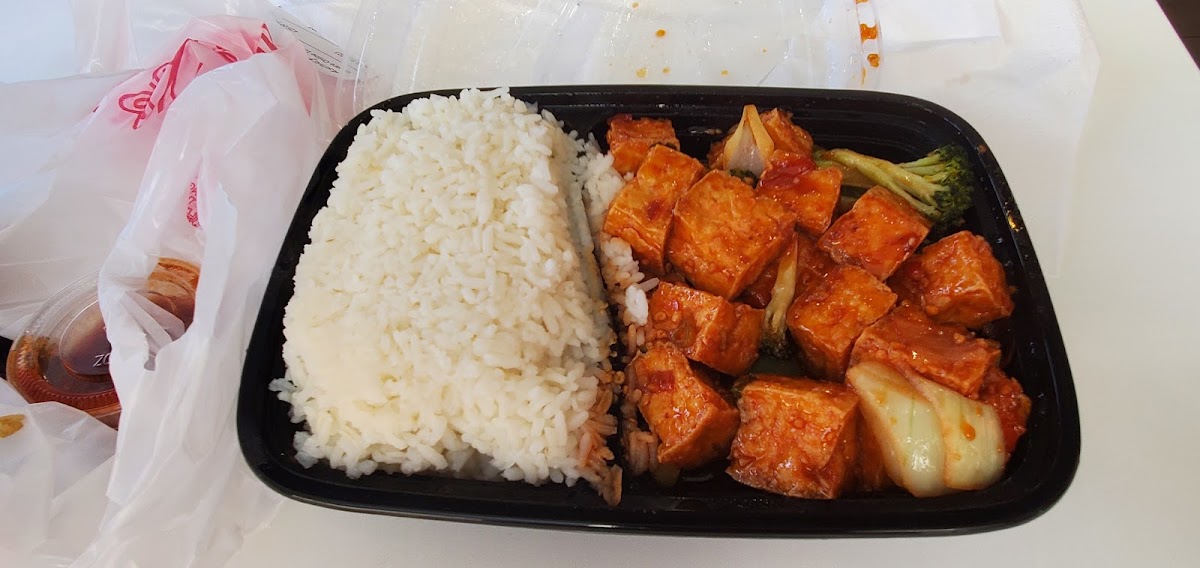 Hoy's Wok Chinese Food-7