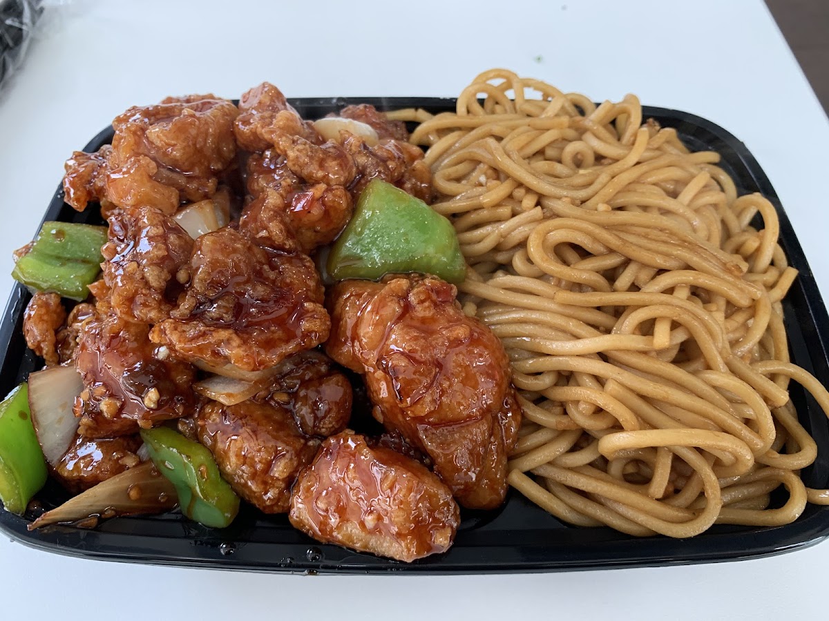 Hoy's Wok Chinese Food-8